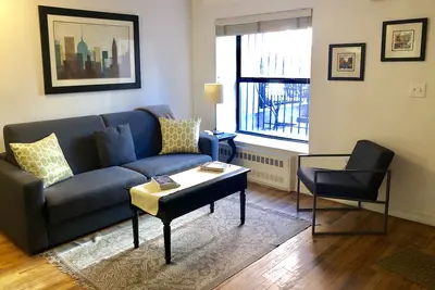 Image de Les mieux notés 1 Br Apt avec entrée privée - 15 min au centre \/ Times Square