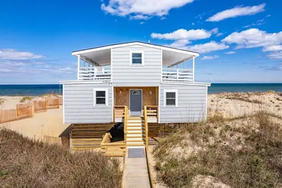 Image de 405 Sunrise Beach - Dimanche - 4 Chambre Ocean Front