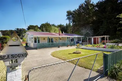 Image de Foxton Beach Cottage