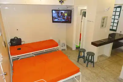 Image de Cabo Frio, forte plage de 240m, près Kiosques, 7 lits, 1 garage, cour, Wifi