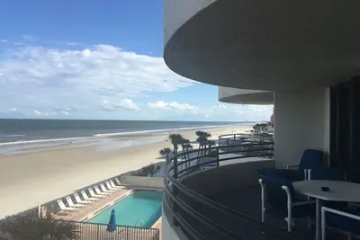 Image de 2br 2ba Direct Oceanfront Daytona Beach Shores - Condo Sand Dollar