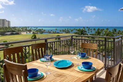Image de ** Vente Mai 330 $ \/ N ** | Lrgst 2 Bdrm 3 Lanais Ocean Views