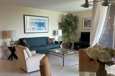 Image de 2\/2 In Brand New Condition In Delray Beach 1 Mile From The Beach