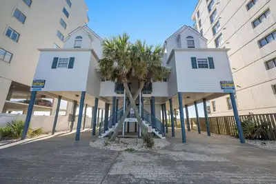 Image de Windy C \"B\": Oceanfront Windy Hill Beach House