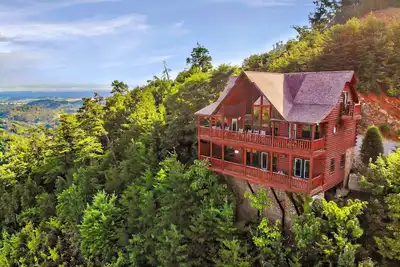 High On The View: vue spectaculaire, piscine du complexe, luxe, équipements haut de gamme, près de toutes les attractions de la région!