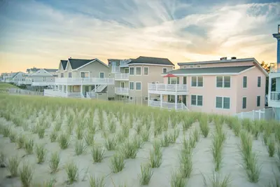 Image de Beautiful Oceanfront - Meilleur emplacement! Jamais RÉDUIT - Hurry! Ne Jamais Dernier!
