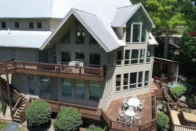 Image de Maison Czarnecky - Accueil Waterfront à Deerfield Resort, Dock privé, bain à remous