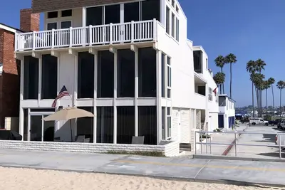 Image de 2 Histoire Grande maison sur la plage, Vue sur l'océan