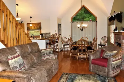 Image de Grande Famille & Ami Salle De Jeux A / C, Piscines, Hot Tub, Aussi Prop # 3482134