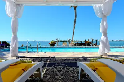 Image de \"Casa Dolphina\" Luxury Private Waterfront Vue de St. Pete Beach & Golfe du Mexique