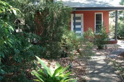 Image de Studio de jardin privé de luxe pour les couples.