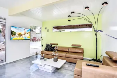 Image de Le Rat célèbre pack Pool Home, comme « Vu à la télé »