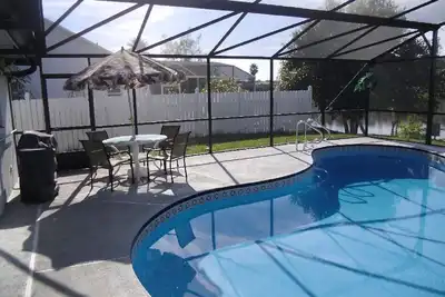 Image de Belle villa vue lac pour moins de 600 $ par semaine