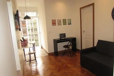 Image de Salon et chambre confortables et bien situés pouvant accueillir jusqu'à 4 personnes à Copacabana