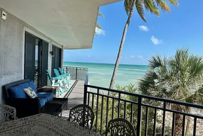 Image de Condo panoramique 3br / 3ba - Direct Beach Ocean Front