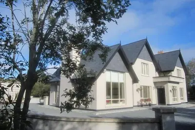 Image de Luxe et confort au bord des lacs de Killarney - idéal pour les grandes familles ou les groupes