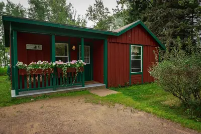 Image de Croftville Road Cottages # 3. Sur la rive du lac Supérieur. Confortable et romantique.