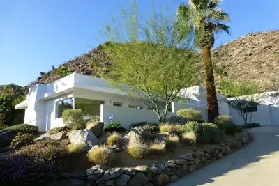 Image de Modern Hillside Retreat ++ Private ++ Great Views ++ Wind-Protected ++ Paradise!