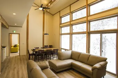 Image de Nouvelle maison personnalisée de 4 chambres à coucher en 2018 - Serenity House. . . à côté de Harmo