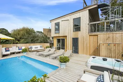 Image de Évadez-vous dans ce Beach Home sur Fires Island Pines