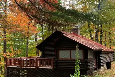Image de Charmante cabane en rondins traditionnelle entre le mont. Neige et Stratton avec sauna / Wifi