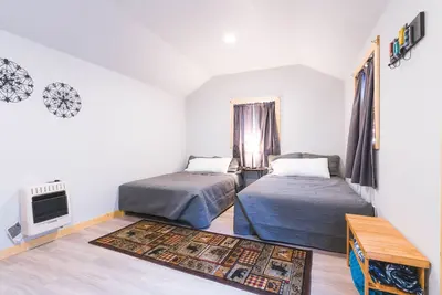 Image de Nouveau! Petite cabane douce, randonnée, pêche, barbecues, foyers et tables de pique-nique