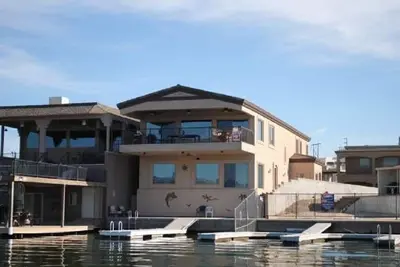 Image de Parker Riverfront Getaway!
