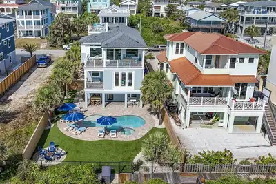 Image de Luxe Oceanfront-5 King Suites! Boardwalk, Roof Deck, Grande Piscine, Dormons 14!