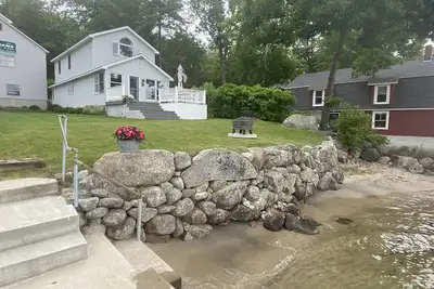 Image de Newfound Lakefront Home!