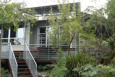 Image de Villa à la plage @ Kingfisher Bay Resort. Pour toute la famille + idéal pour les couples