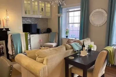 Image de Condo Beacon Hill - 51 rue Hancock, <br>L'emplacement est parfait - récemment rénové