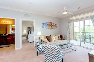 Image de Condo récemment rénové primé tout neuf près de Disney et Universal Studios