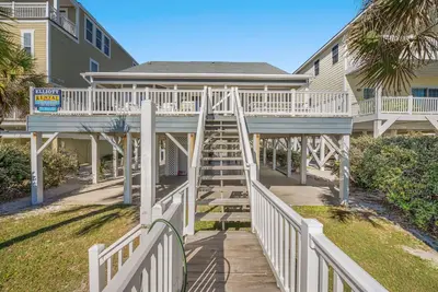 Image de The Good Life, Beautiful Oceanfront Home in Cherry Grove