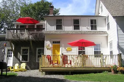 Image de Sensational Luxury Apt. dans l'historique 1862 Sea Captain's Home. Animaux ok!