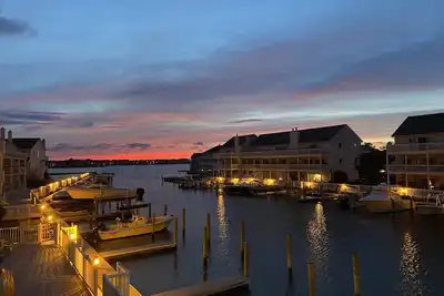 Image de Maison de ville sur la baie! 8 couchages avec quai et accès à Indian River Inlet