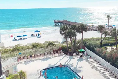 Image de Magnifique Gulf Front Condo - Récemment rénové - Beaucoup d'extras!
