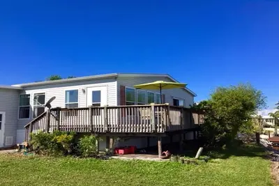 Image de St. James City; Pine Island Cove - Communauté de 55 ans et plus