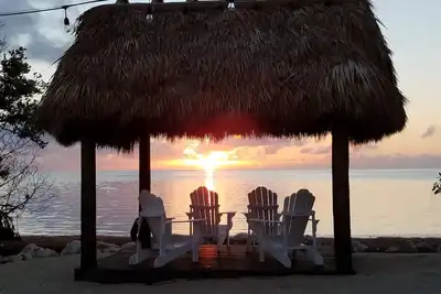 Image de Votre Island Home Away From Home!