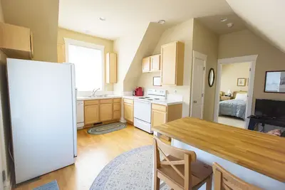 Image de Appartement spacieux de 1 chambre centralement situé entre Denver et Boulder.