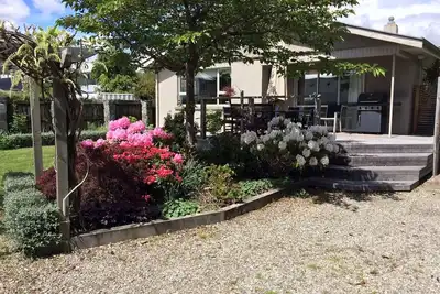 Image de Maison de vacances ensoleillée et chaleureuse