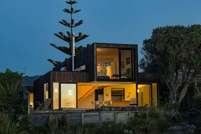 Image de Harakeke - primé, maison de vacances en bord de mer