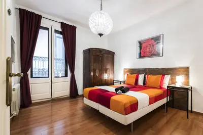 Image de Vidre Home Plaza Real on Las Ramblas