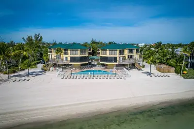 Image de Kd Tropical paradise, piscine, plage de sable, WiFi, tennis, jacuzzi