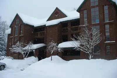 Image de Deer Park / Loon Mtn. - Condo Riverfront à 7 minutes de Loon