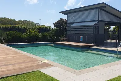 Image de Beach House pour un couple, 2-3 couples ou une grande famille. Près de la plage et de la piscine