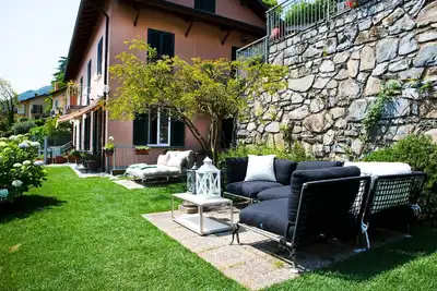 Image de Appartement Belvedere spectaculaire vue sur le lac, jardin et emplacement. 2 Ă 6 personnes