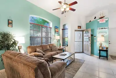 Image de SPÉCIAL Taux D'Automne! ! - 3br Cocoa Beach Private Home avec bain à remous