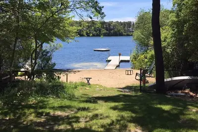 Image de Plaisir au bord de l'eau! Natation Nautisme Pêche Vélo Détendez-vous @ Étang de l'eau douce!