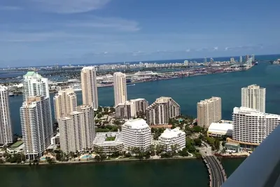 Image de Sur le toit du monde au Brickell