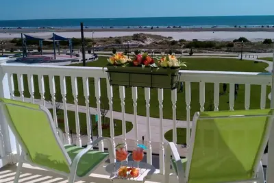 Image de Regardez cette vue! ! Tout ce qui manque est que vous! ! Condo Oceanfront